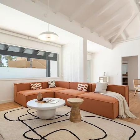 Tropico - Design House With Pool In