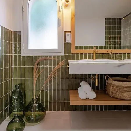וילה Tropico - Design House With Pool In קורלחו